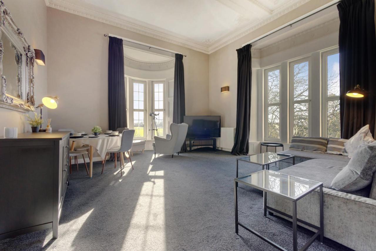 Beautiful 2 To 3 Bed Apartment With Stunning Views! Эр Экстерьер фото
